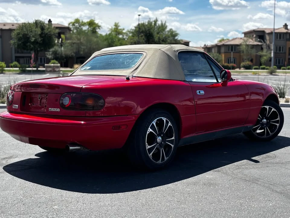 1995 Mazda NA MX-5 Miata - Image 5 of 11