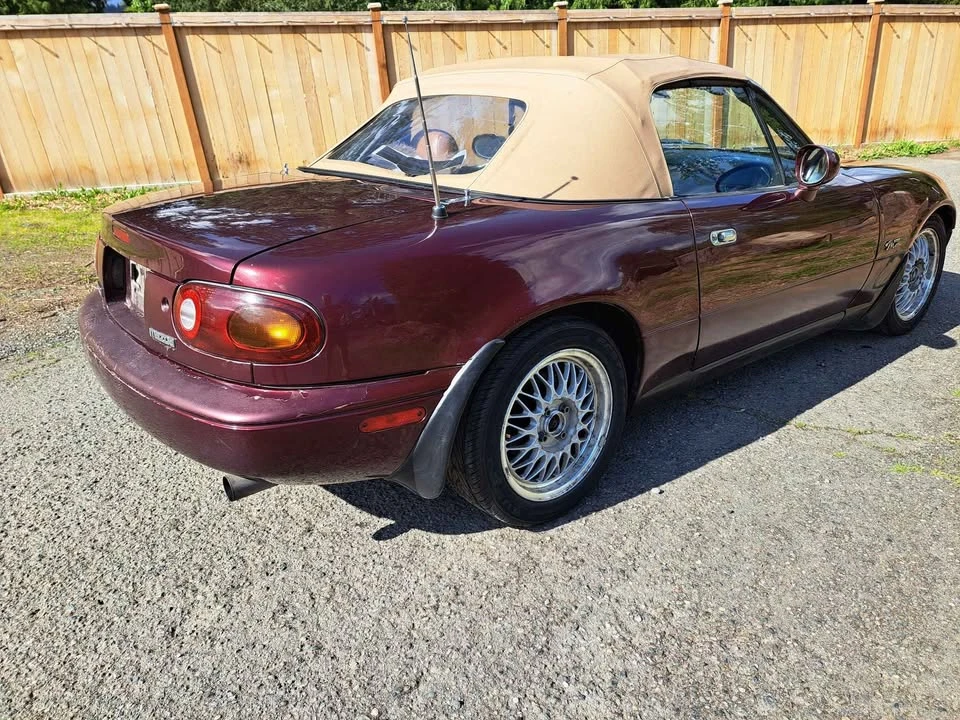 1995 Mazda NA MX-5 Miata - Image 6 of 17