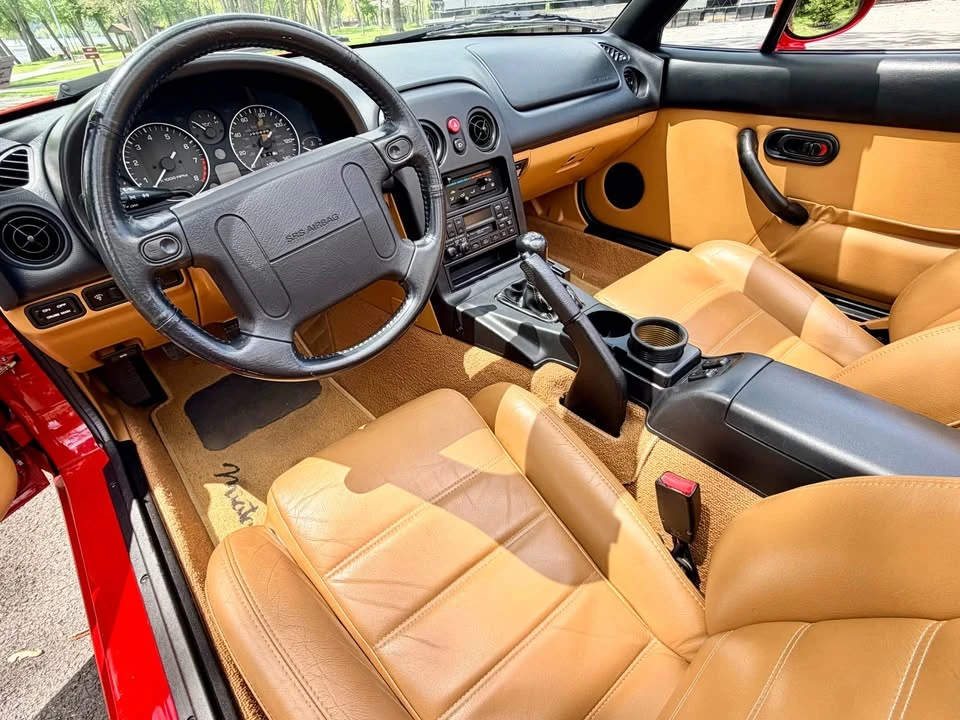 1995 Mazda NA MX-5 Miata - Image 8 of 19