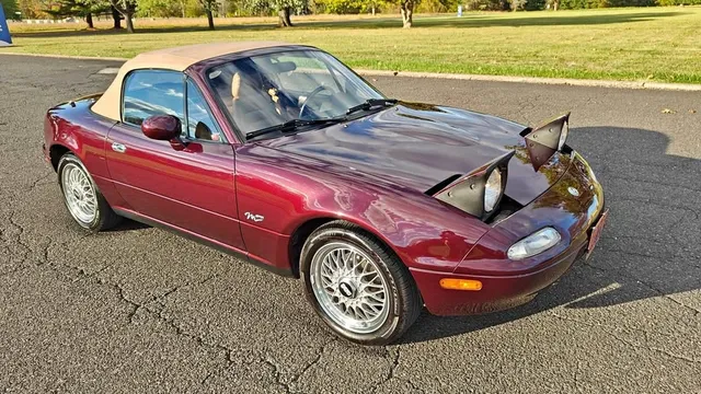 1995 Mazda MX-5 Miata M-Edition