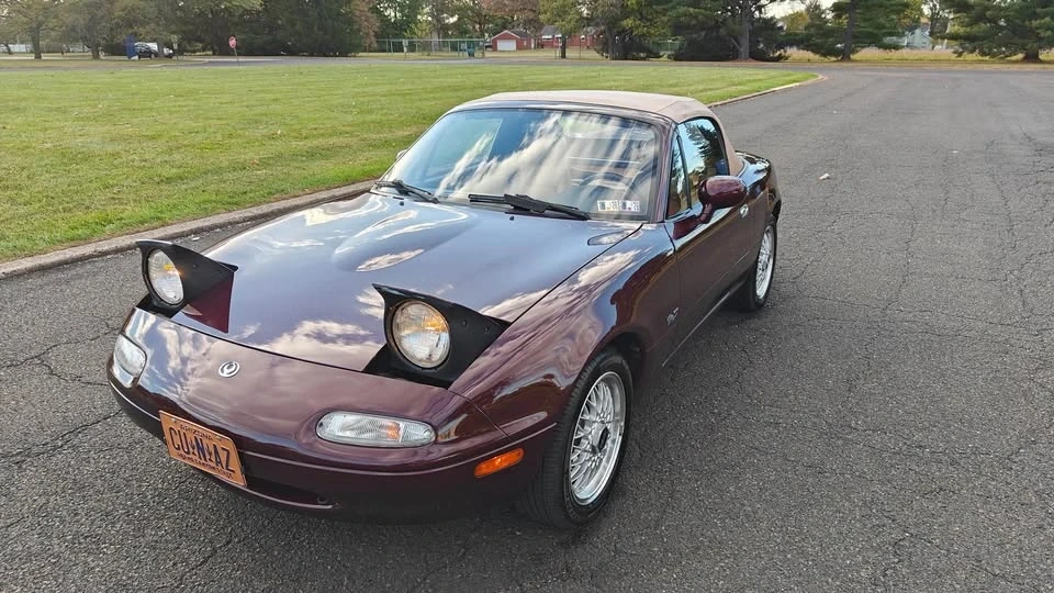 1995 Mazda NA MX-5 Miata - Image 2 of 20