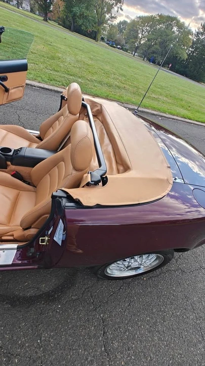 1995 Mazda NA MX-5 Miata - Image 8 of 20