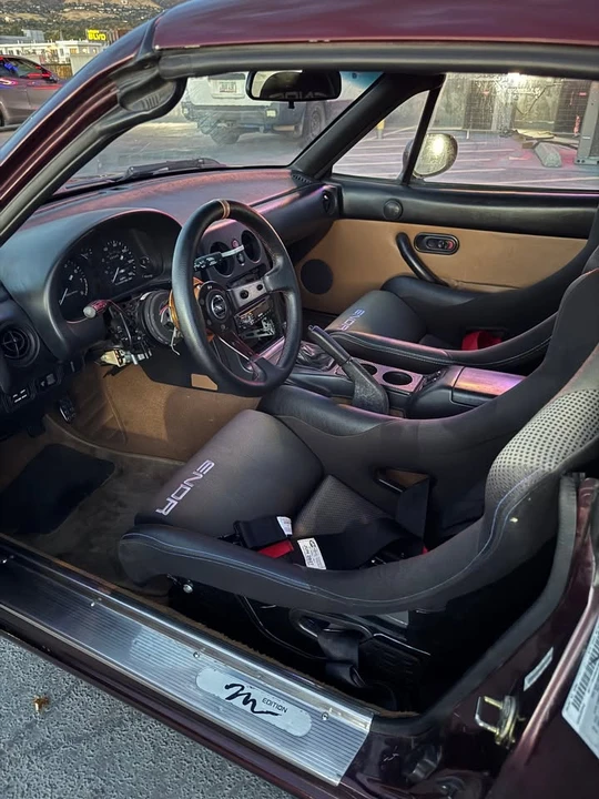 1995 Mazda NA MX-5 Miata - Image 9 of 20