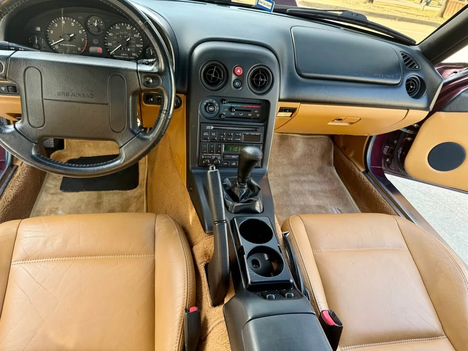 1995 Mazda NA MX-5 Miata - Image 15 of 18