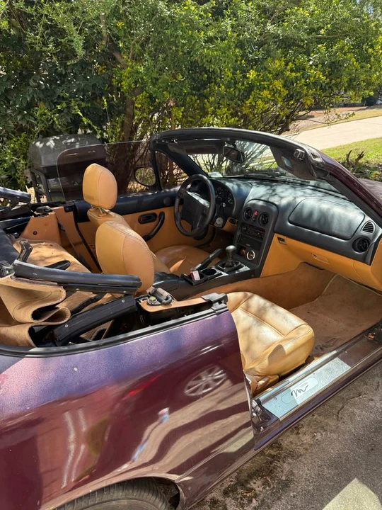 1995 Mazda NA MX-5 Miata - Image 7 of 11