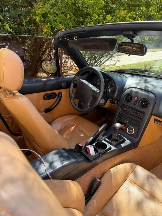 1995 Mazda NA MX-5 Miata - Image 9 of 11