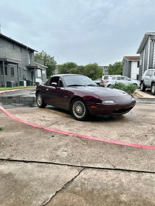 1995 Mazda NA MX-5 Miata - Image 5 of 9