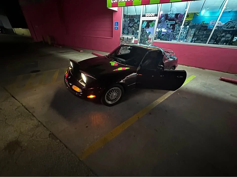 1995 Mazda NA MX-5 Miata - Image 2 of 9