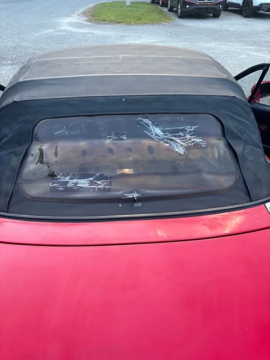 1995 Mazda NA MX-5 Miata - Image 8 of 11
