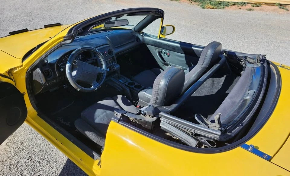 1995 Mazda NA MX-5 Miata - Image 6 of 10