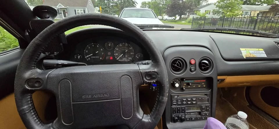 1995 Mazda NA MX-5 Miata - Image 2 of 12