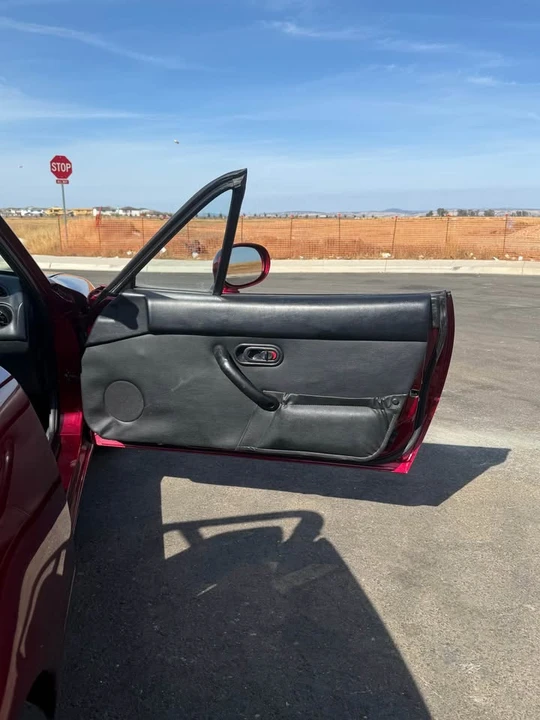 1995 Mazda NA MX-5 Miata - Image 18 of 20