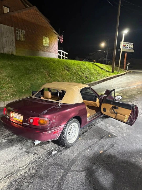 1995 Mazda NA MX-5 Miata - Image 6 of 6