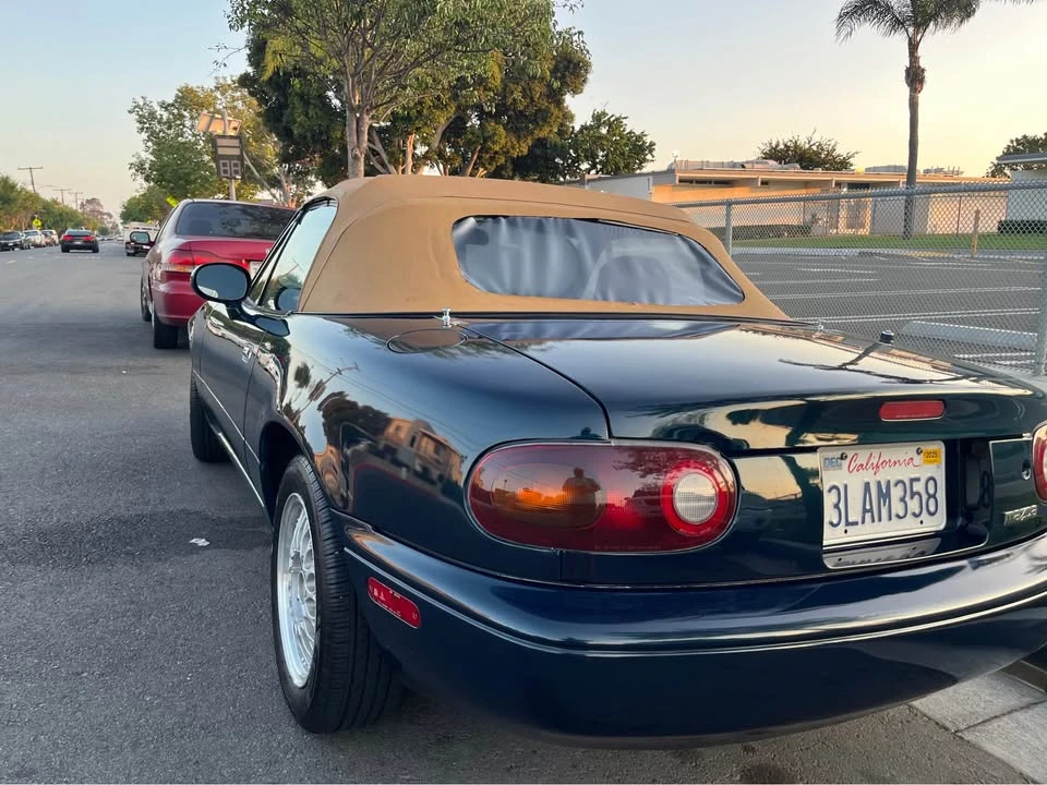 1995 Mazda NA MX-5 Miata - Image 2 of 13