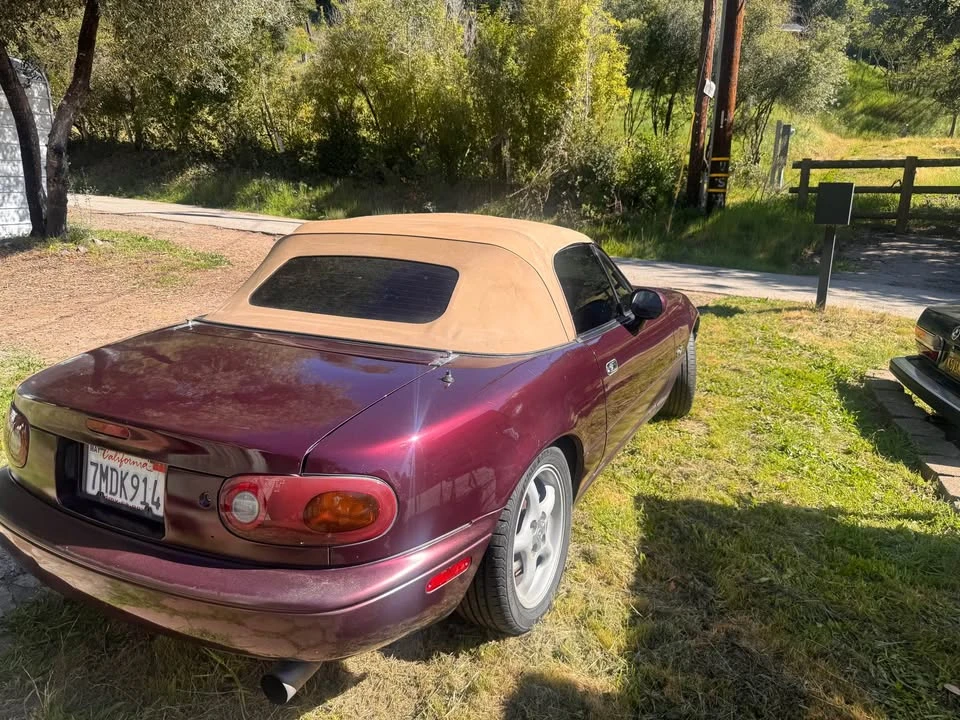 1995 Mazda NA MX-5 Miata - Image 11 of 12