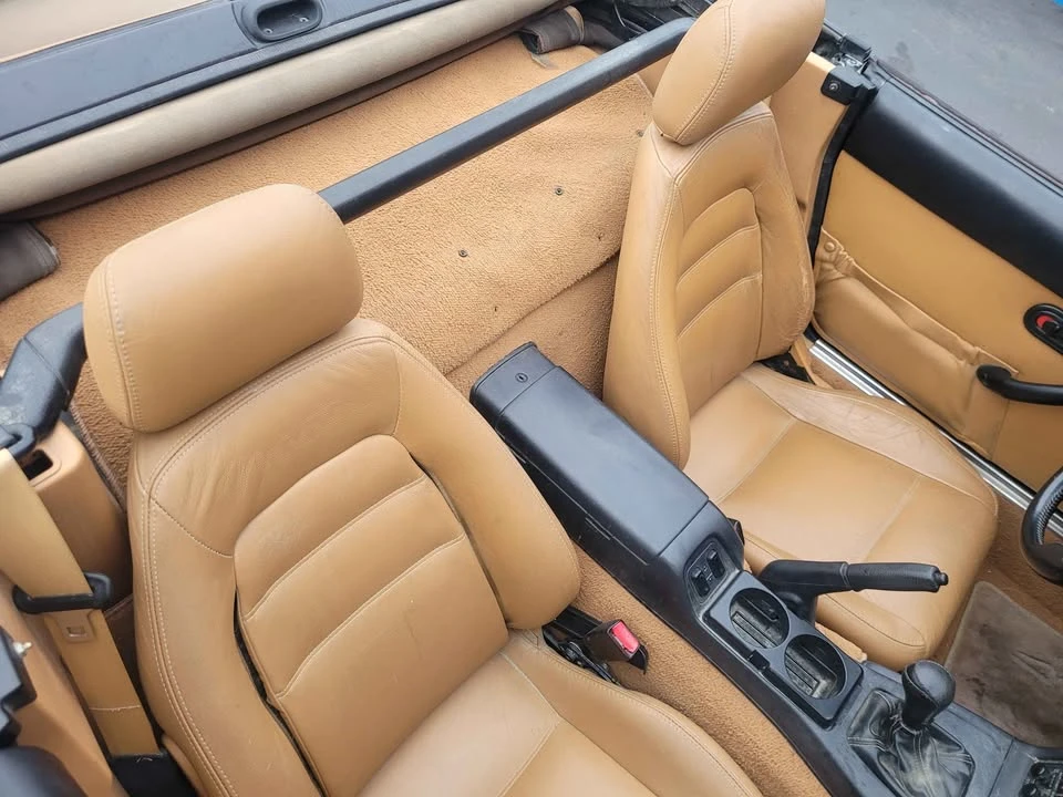1995 Mazda NA MX-5 Miata - Image 9 of 10