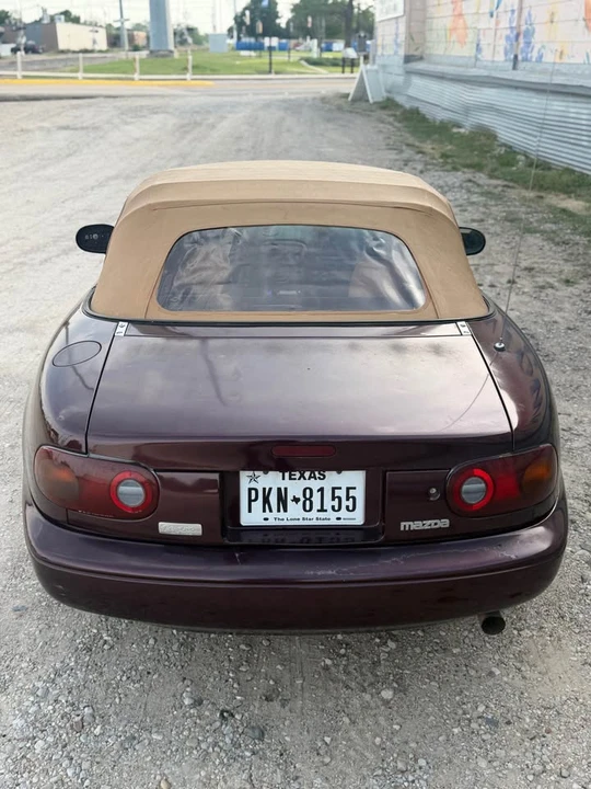 1995 Mazda NA MX-5 Miata - Image 16 of 18