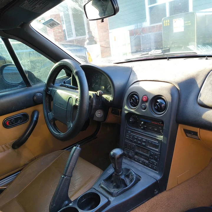 1995 Mazda NA MX-5 Miata - Image 8 of 19