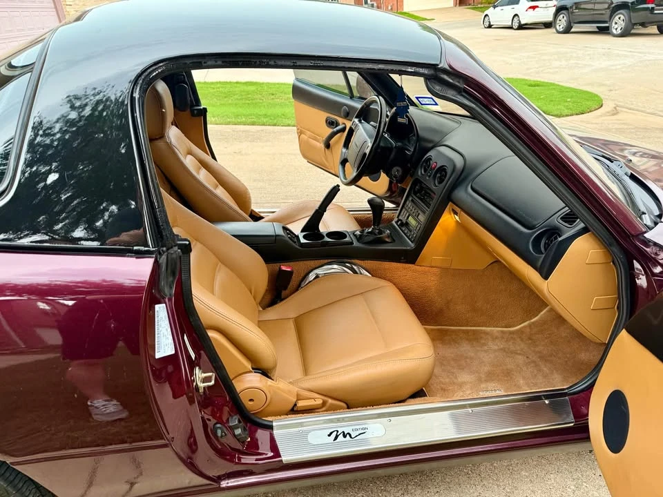 1995 Mazda NA MX-5 Miata - Image 11 of 12