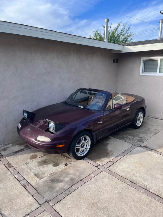 1995 Mazda NA MX-5 Miata - Image 2 of 16
