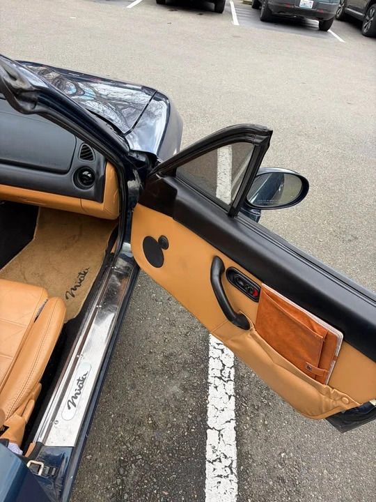 1995 Mazda NA MX-5 Miata - Image 14 of 20