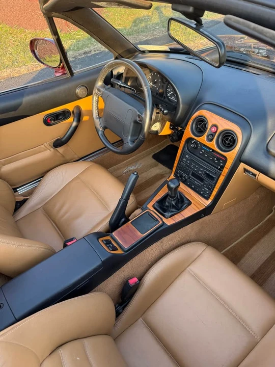 1995 Mazda NA MX-5 Miata - Image 11 of 20