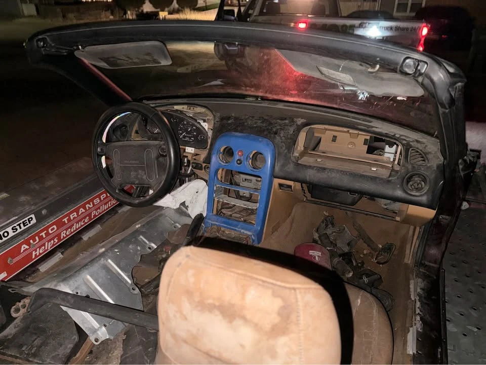 1995 Mazda NA MX-5 Miata - Image 18 of 19