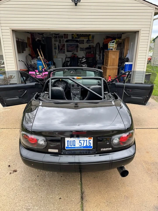 1995 Mazda NA MX-5 Miata - Image 14 of 15