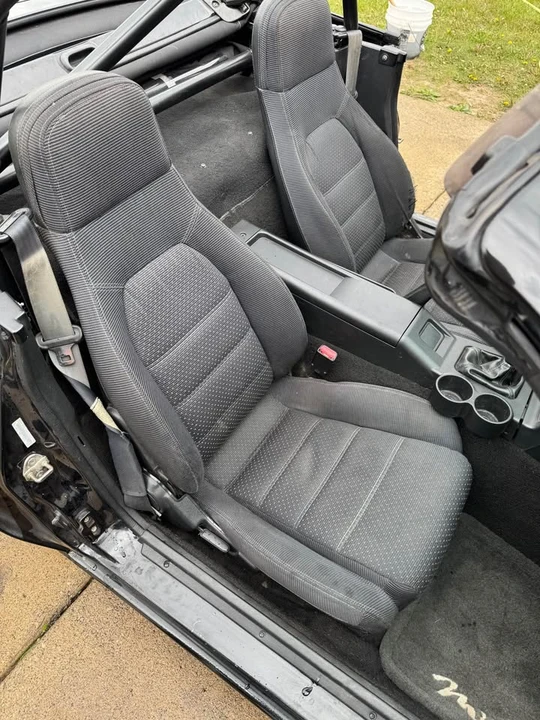 1995 Mazda NA MX-5 Miata - Image 11 of 15