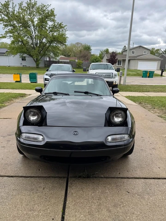 1995 Mazda NA MX-5 Miata - Image 8 of 15
