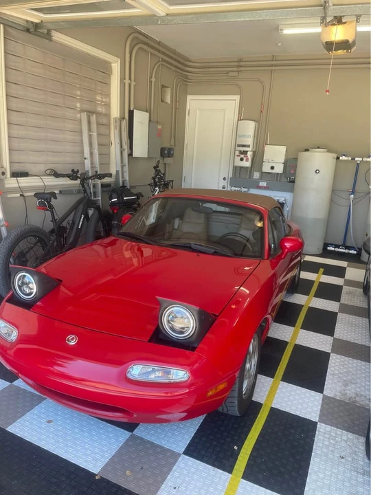 1995 Mazda NA MX-5 Miata - Image 2 of 5