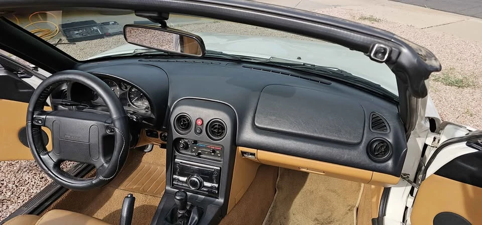 1995 Mazda NA MX-5 Miata - Image 10 of 14