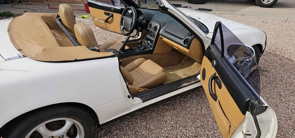 1995 Mazda NA MX-5 Miata - Image 7 of 14