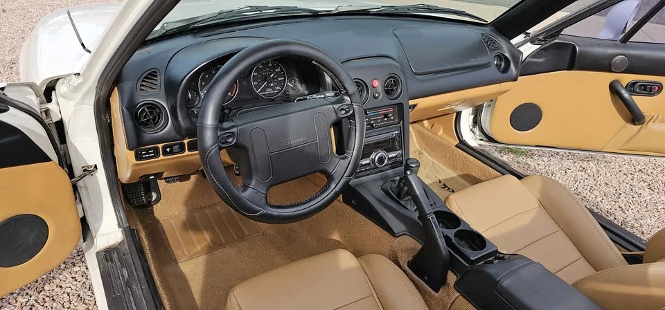 1995 Mazda NA MX-5 Miata - Image 12 of 14