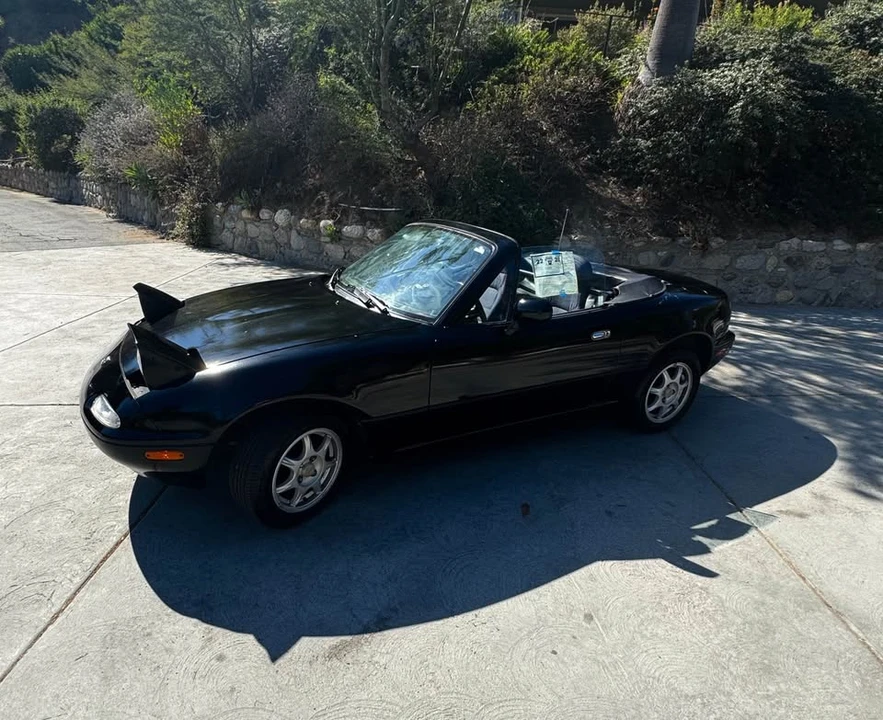 1995 Mazda NA MX-5 Miata - Image 5 of 20
