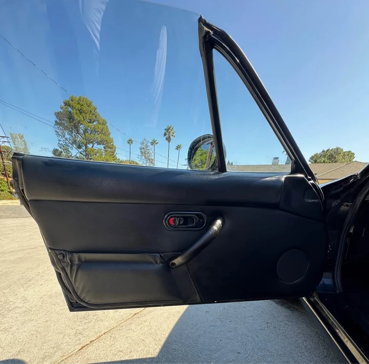 1995 Mazda NA MX-5 Miata - Image 12 of 20