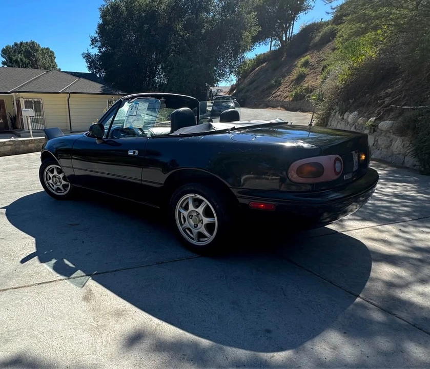 1995 Mazda NA MX-5 Miata - Image 8 of 20