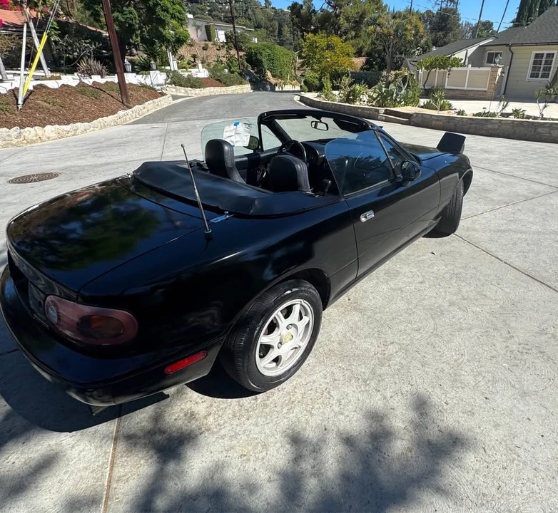 1995 Mazda NA MX-5 Miata - Image 9 of 20