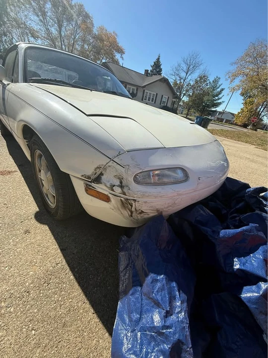 1995 Mazda NA MX-5 Miata - Image 2 of 10