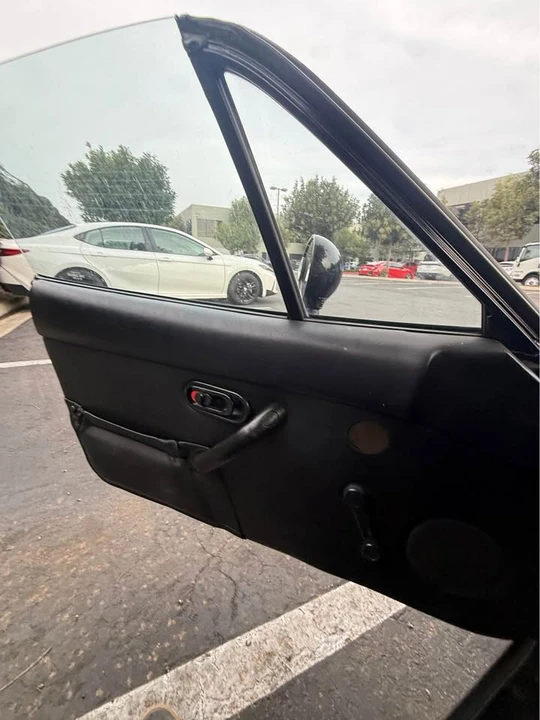 1995 Mazda NA MX-5 Miata - Image 10 of 13