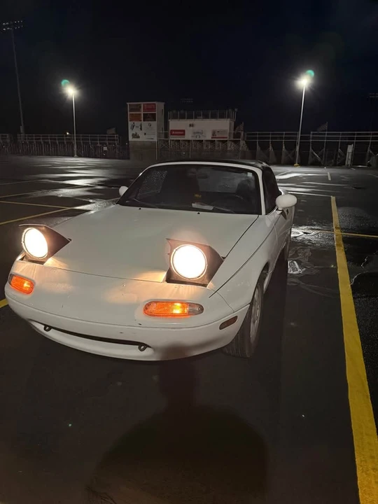 1995 Mazda NA MX-5 Miata - Image 3 of 10