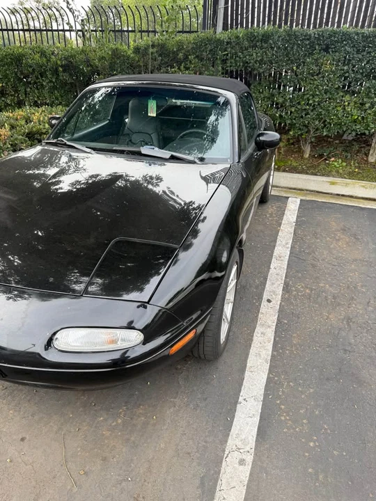 1995 Mazda NA MX-5 Miata - Image 2 of 13