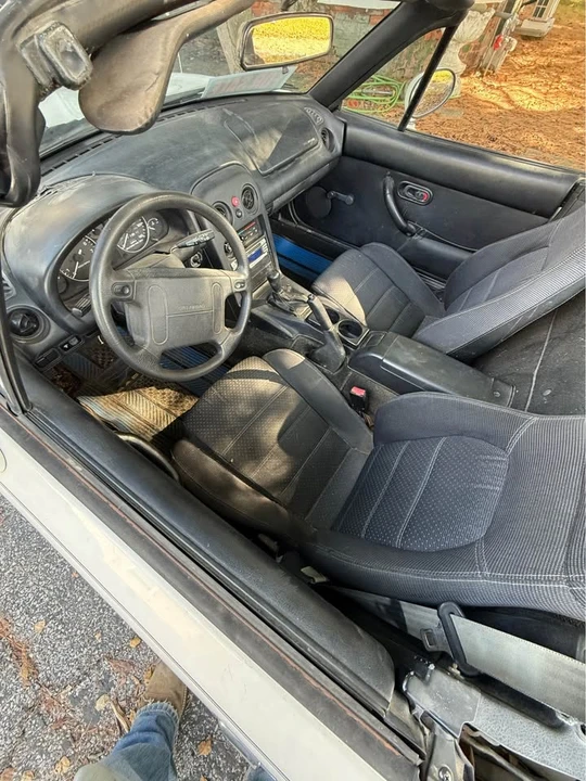 1995 Mazda NA MX-5 Miata - Image 10 of 10