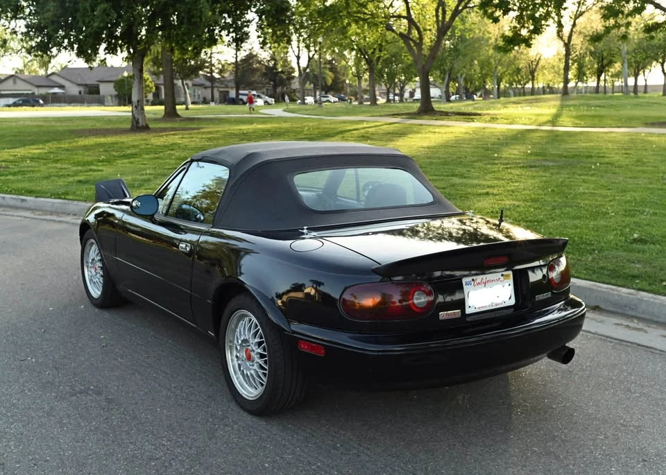 1995 Mazda NA MX-5 Miata - Image 9 of 20