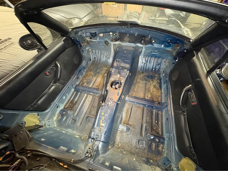 1995 Mazda NA MX-5 Miata - Image 3 of 10