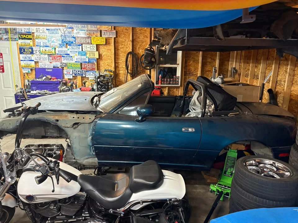 1995 Mazda NA MX-5 Miata - Image 9 of 10