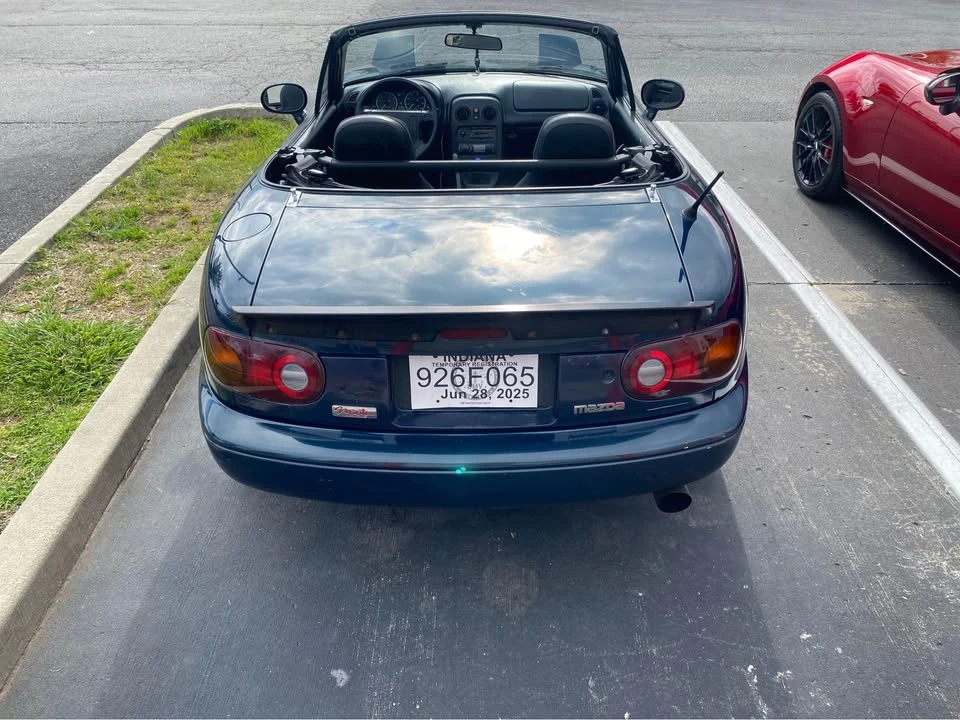 1995 Mazda NA MX-5 Miata - Image 7 of 10