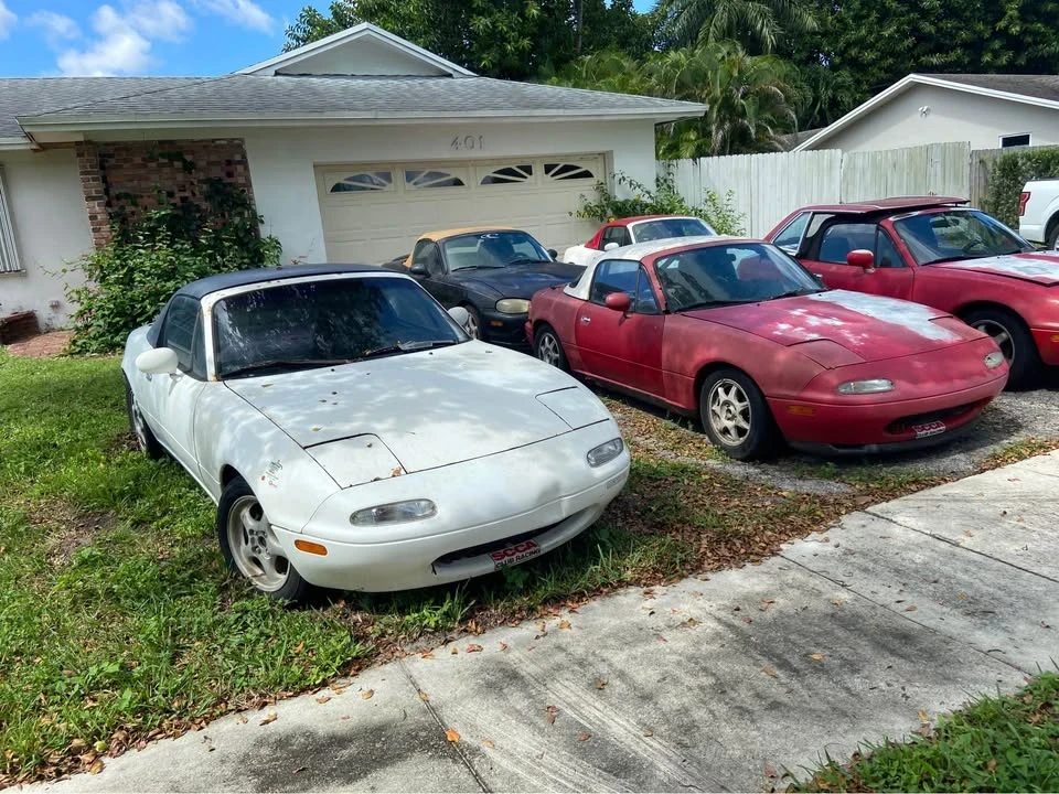 1995 Mazda NA MX-5 Miata - Image 2 of 3