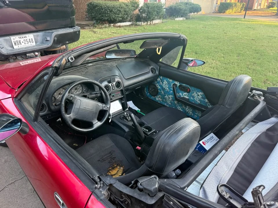 1995 Mazda NA MX-5 Miata - Image 2 of 4