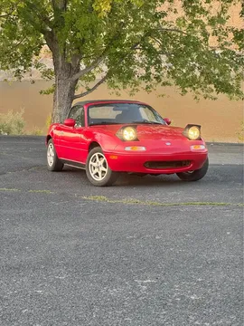 1995 Mazda MX-5 Miata Roadster